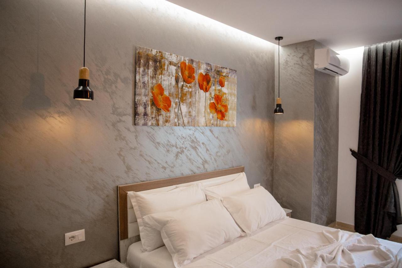 Ajilin Hotel Rooms Korce Luaran gambar